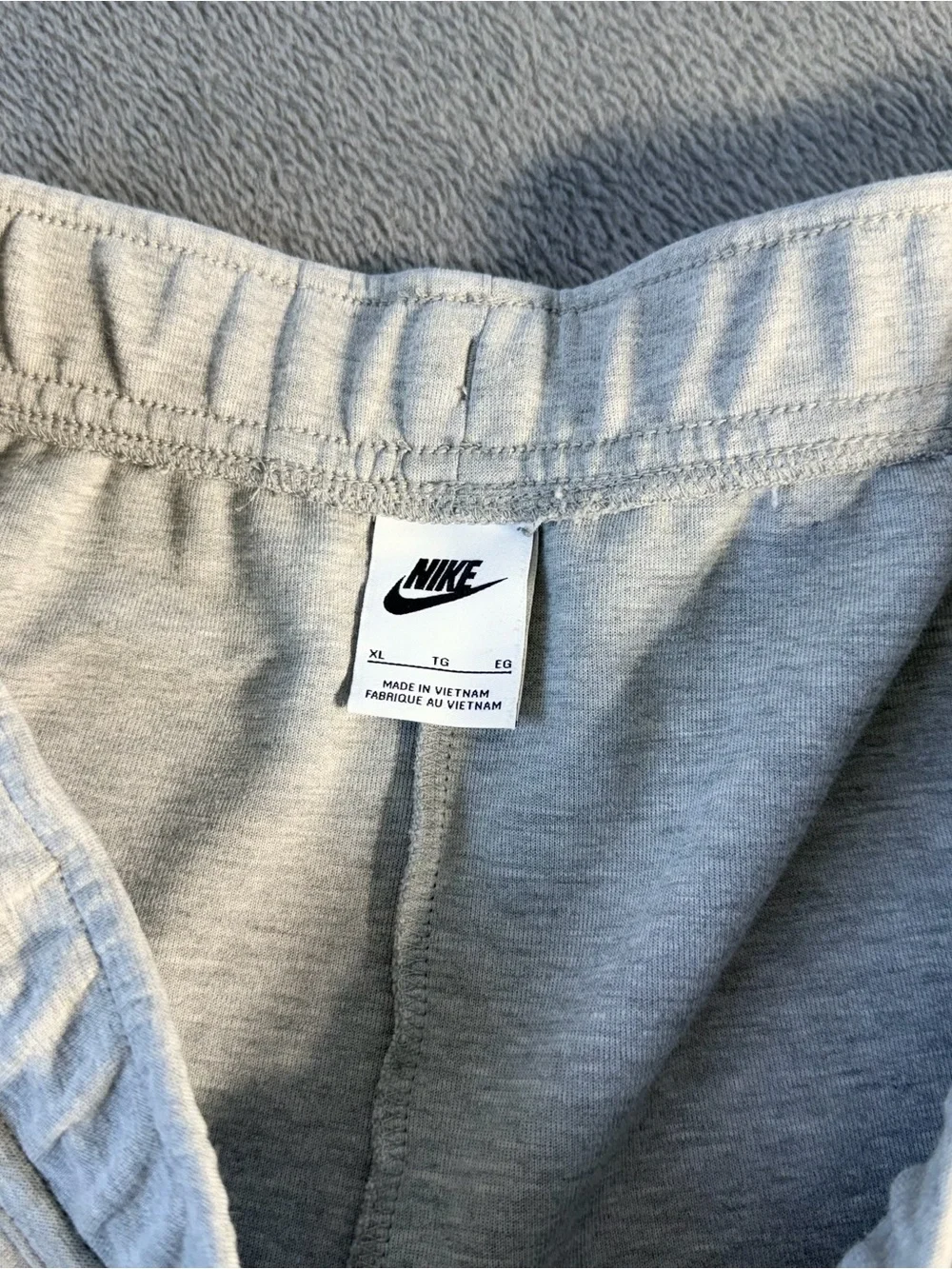 Nike Tech Sweatsuit Grey Size XL 2 piece Set